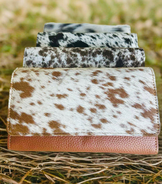 Genuine Cowhide Clutch Purse - Magnetic closure