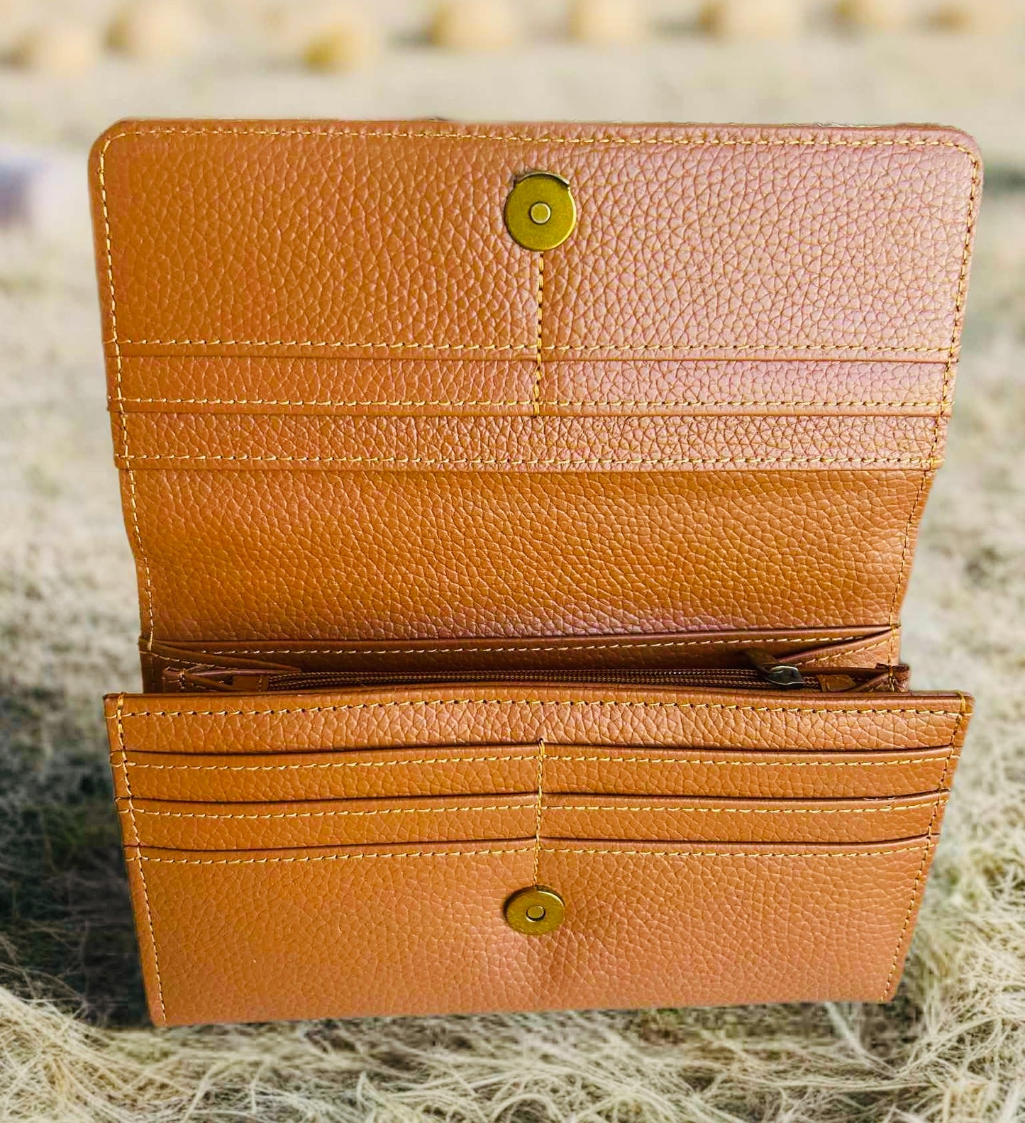Genuine Cowhide Clutch Purse - Magnetic closure